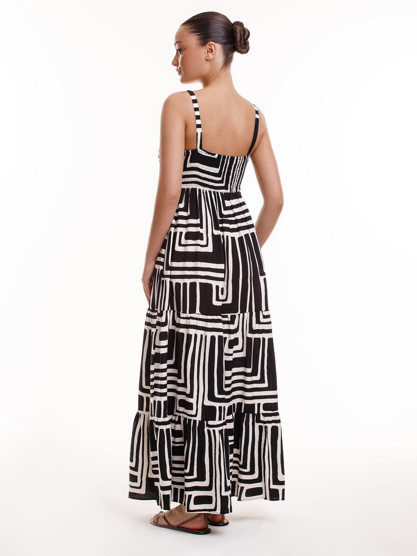 Платье длинное