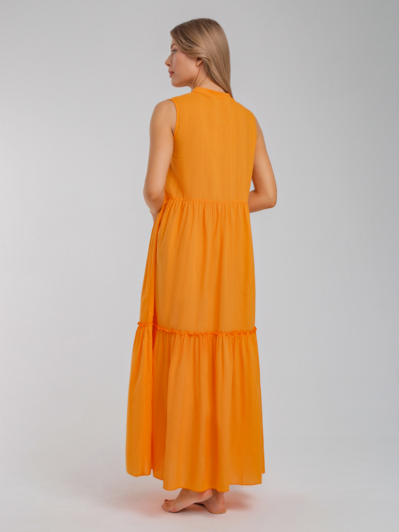 Платье длинное