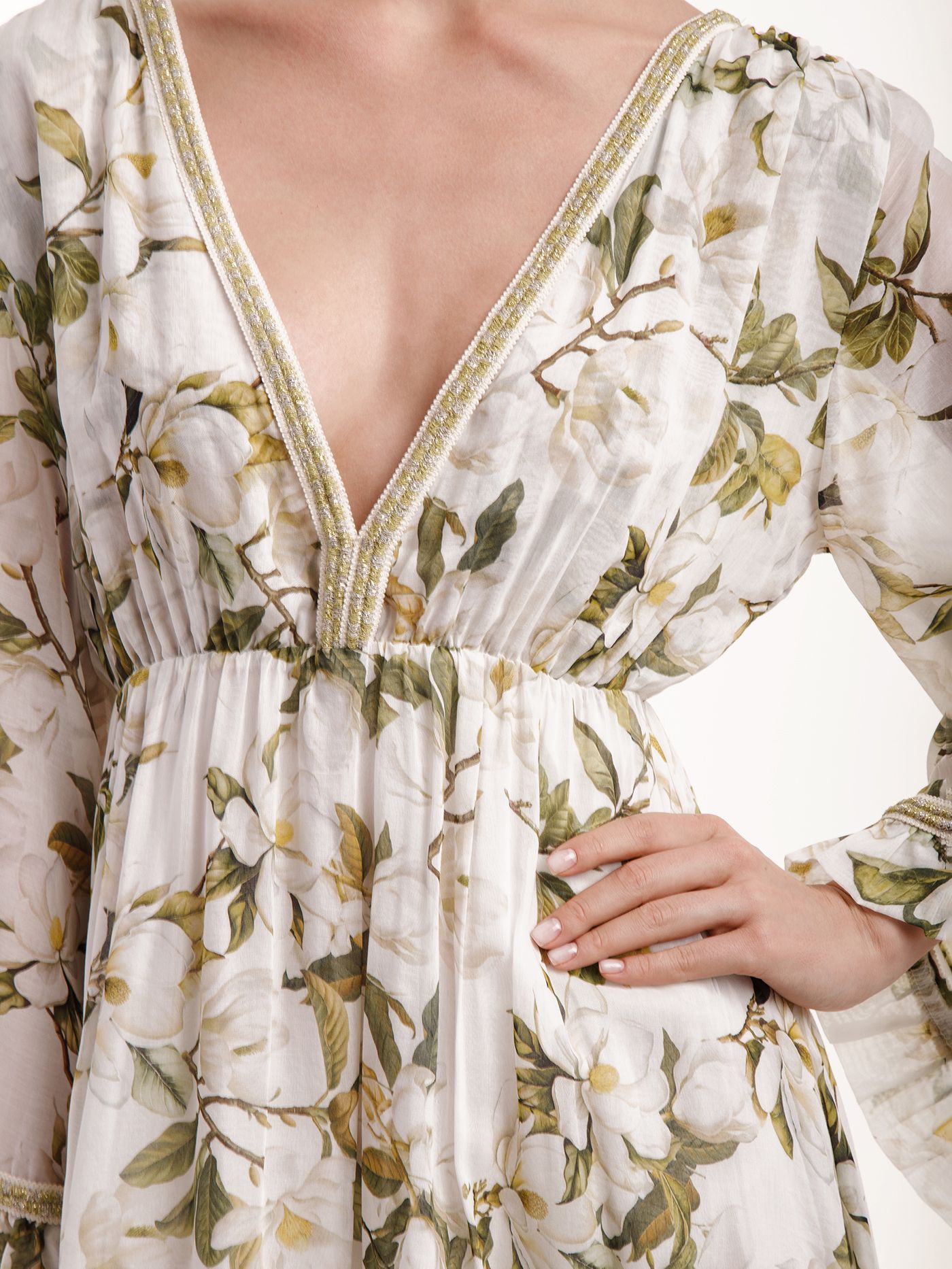 Платье длинное