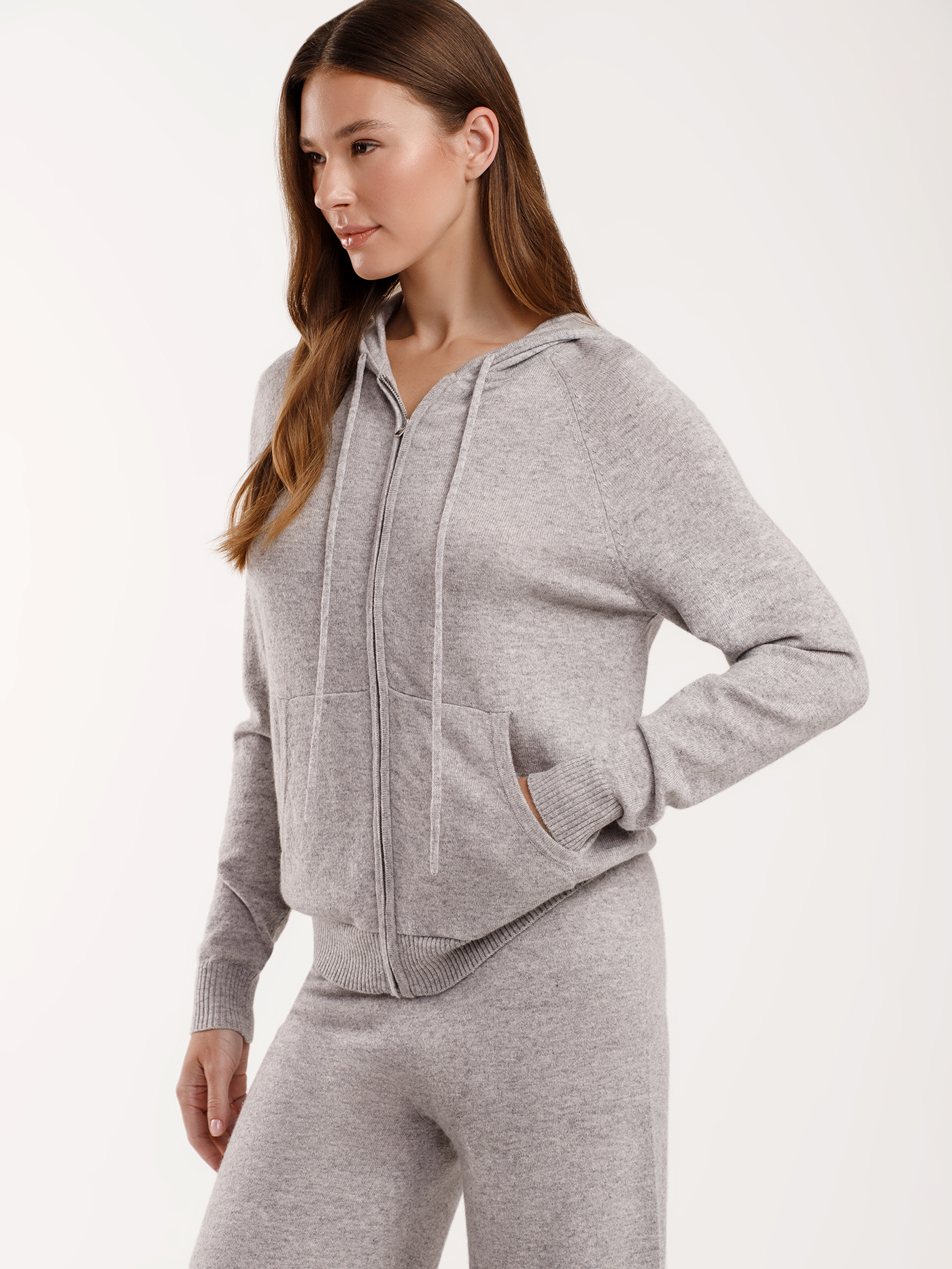 Кофта на молнии