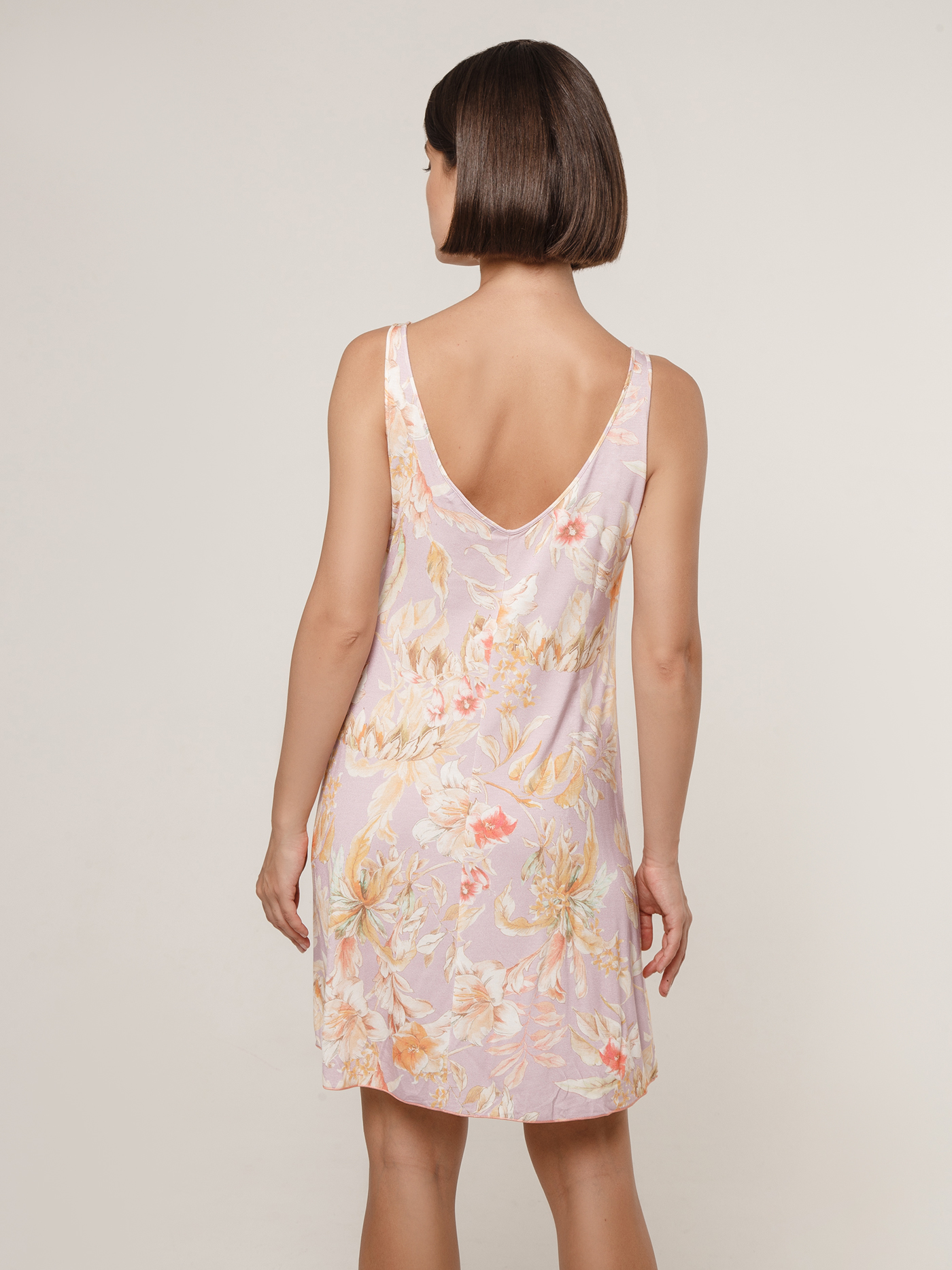 Сорочка на бретелях