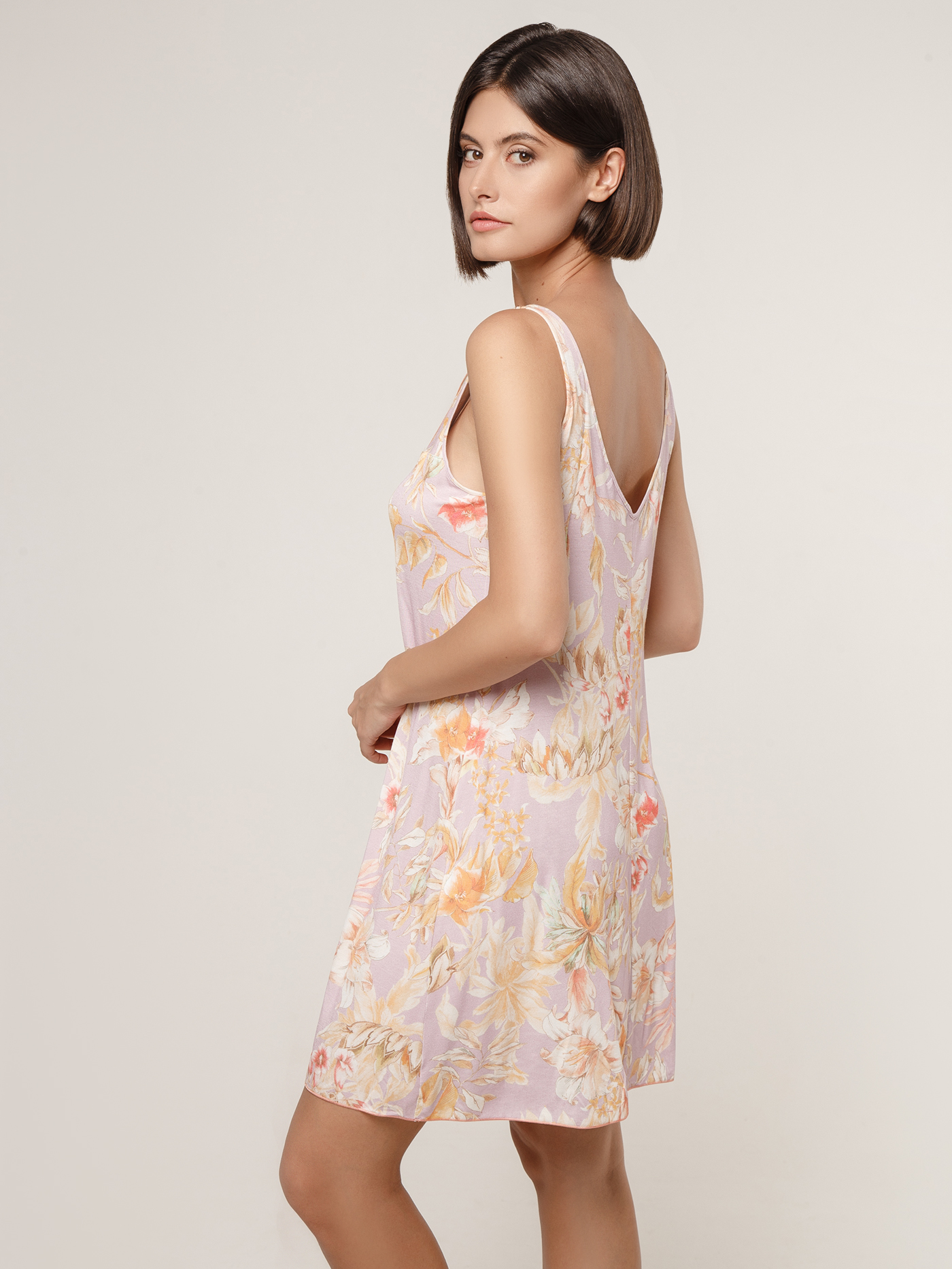 Сорочка на бретелях