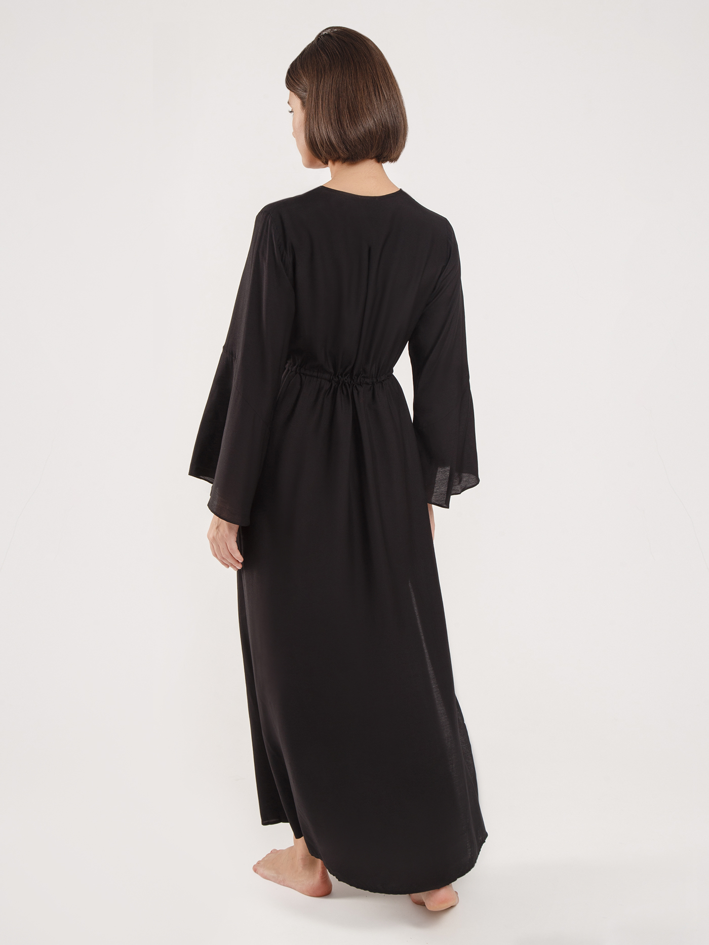 Платье длинное