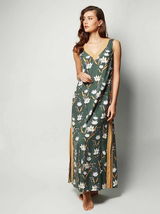 Платье длинное